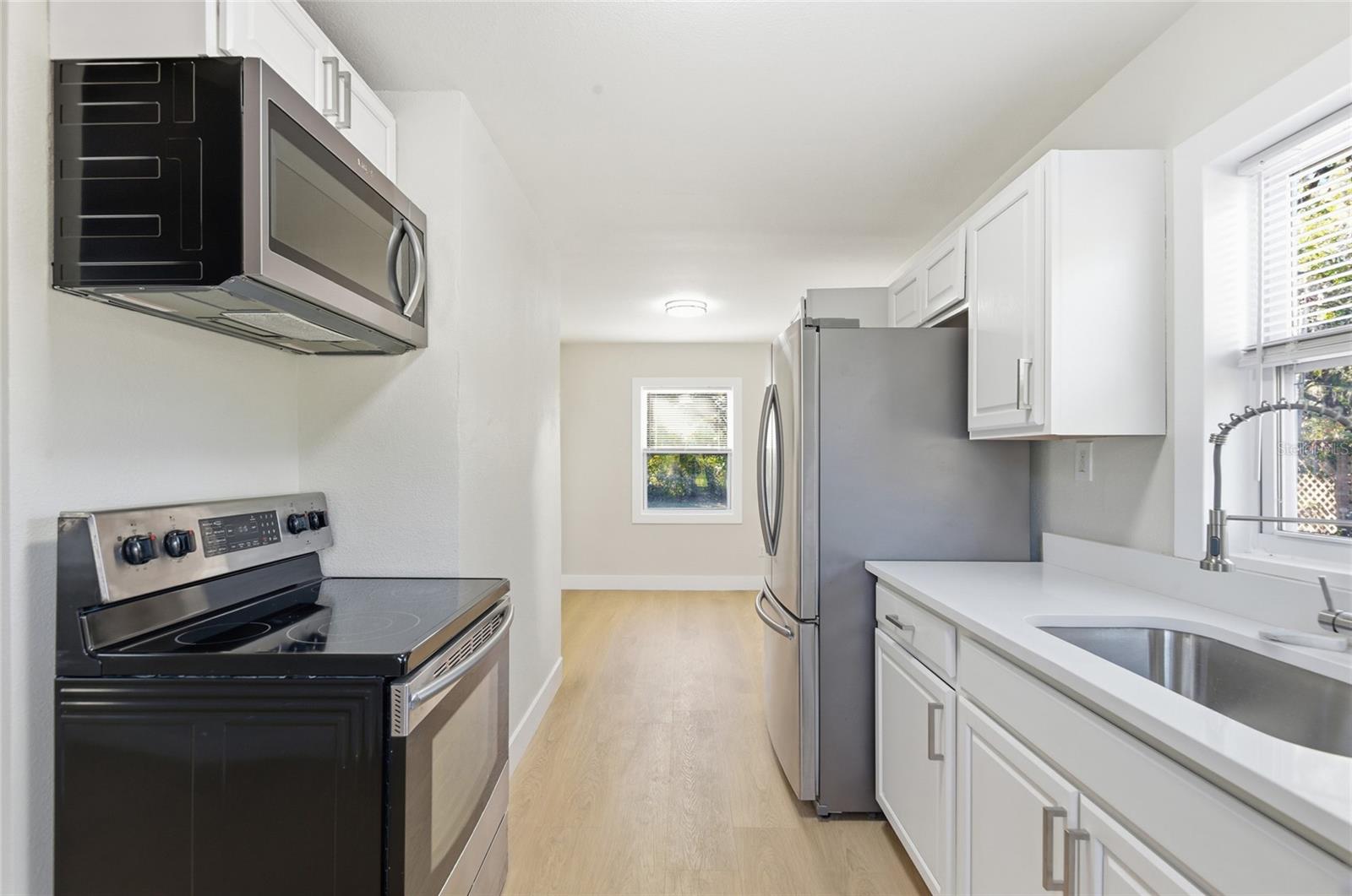 Image 9 of 29 For 845 20th Street