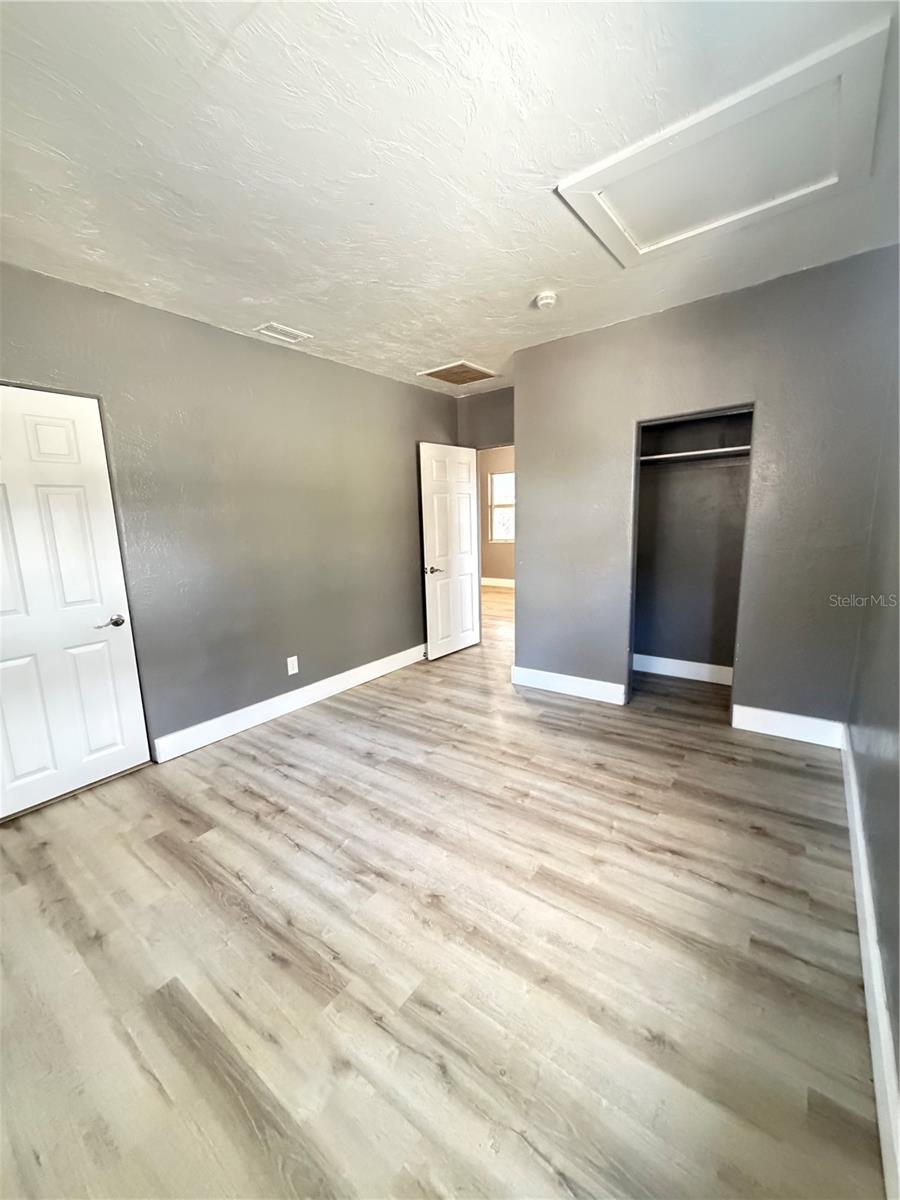 Image 9 of 11 For 633 Florence Street 2