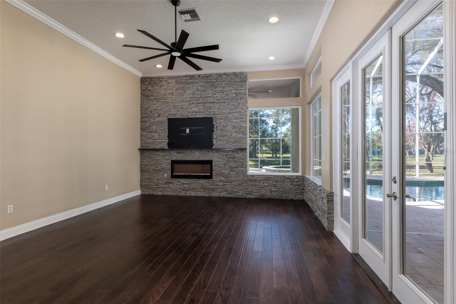 Image 18 of 53 For 5331 Vista Club Run