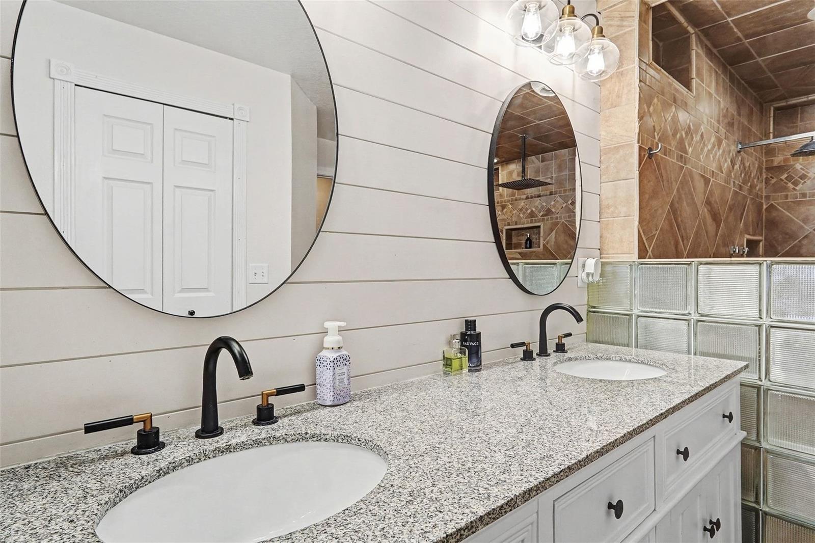 Image 19 of 27 For 1777 Van Allen Circle