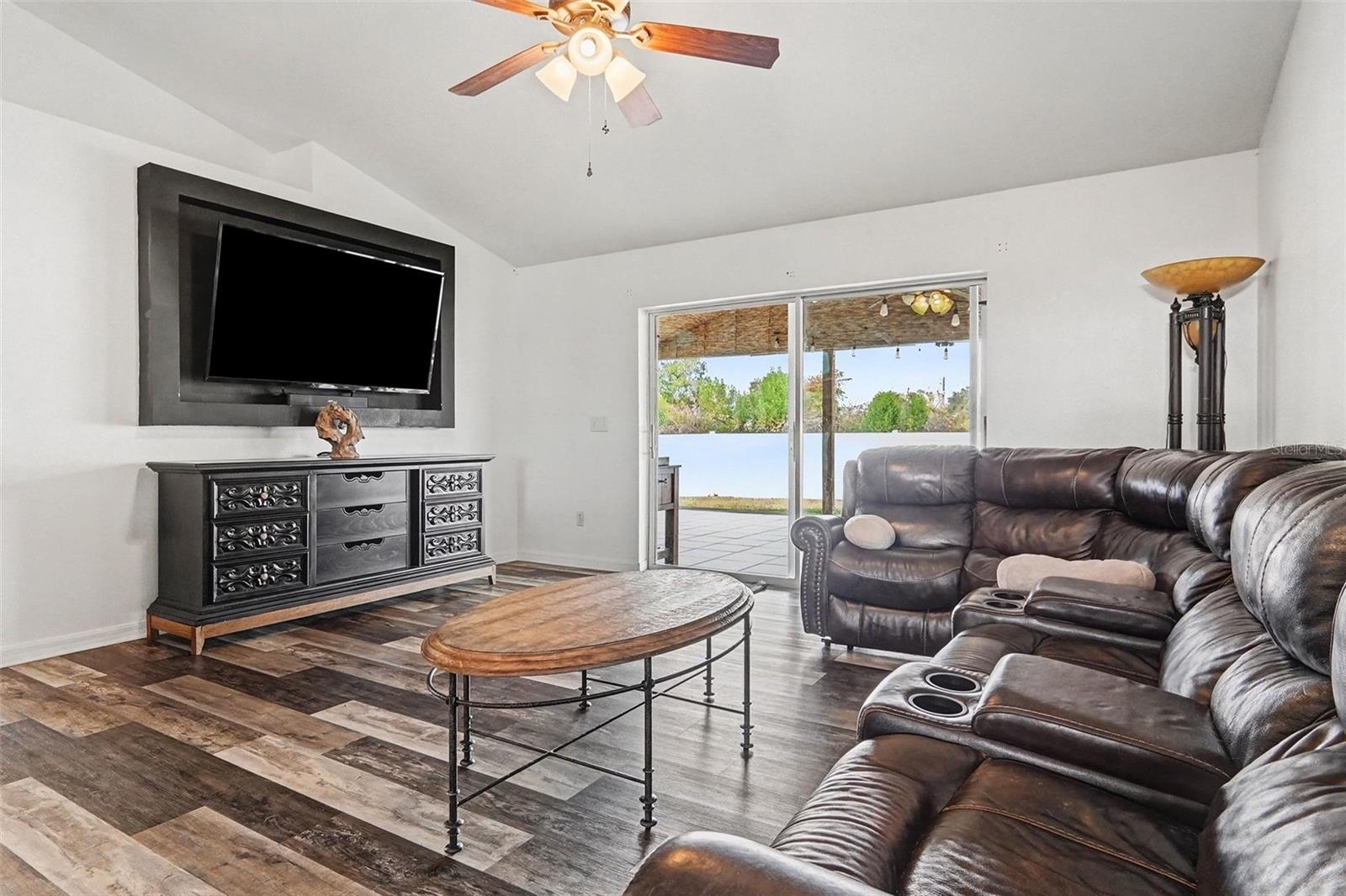 Image 8 of 27 For 1777 Van Allen Circle