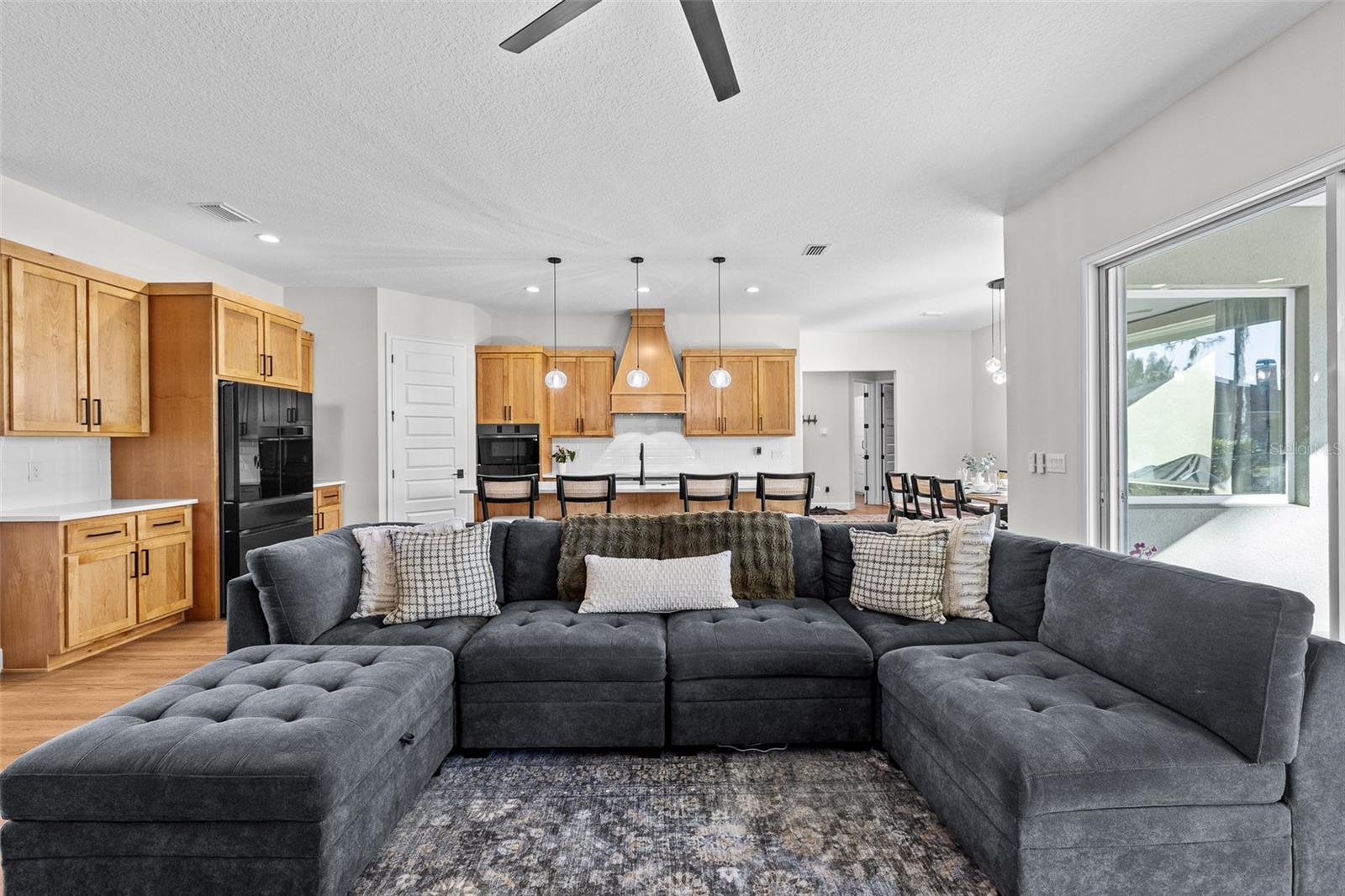 Image 11 of 72 For 19604 Ralston Street