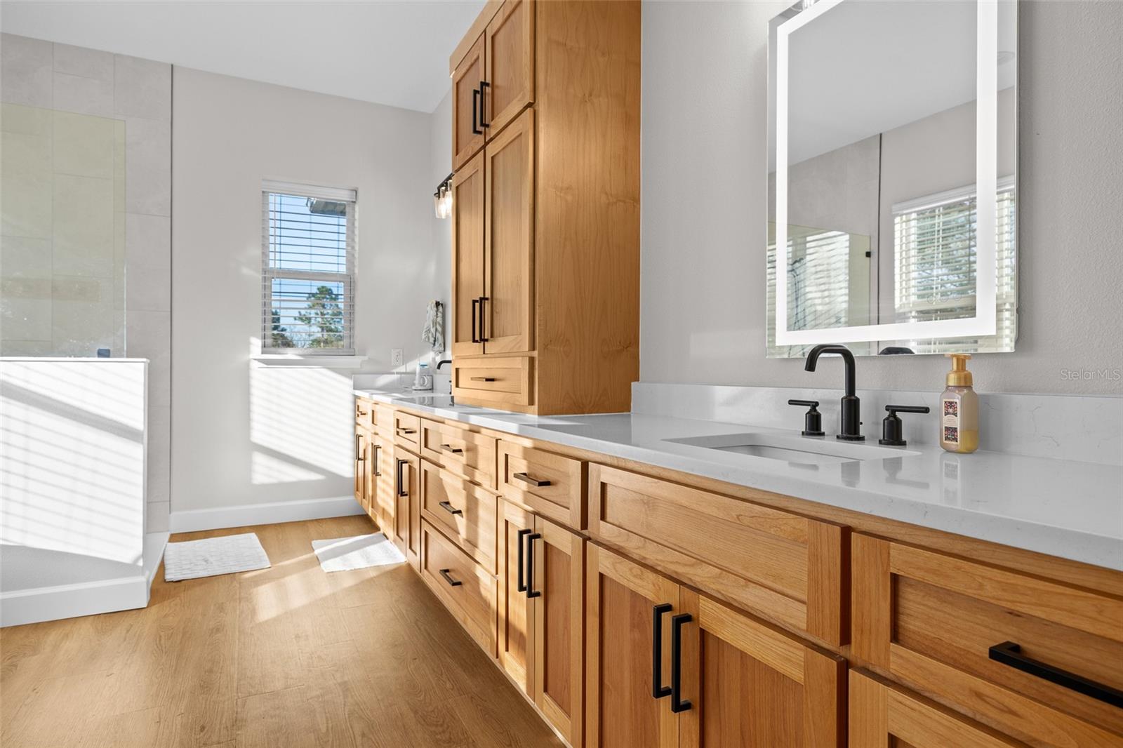 Image 24 of 72 For 19604 Ralston Street