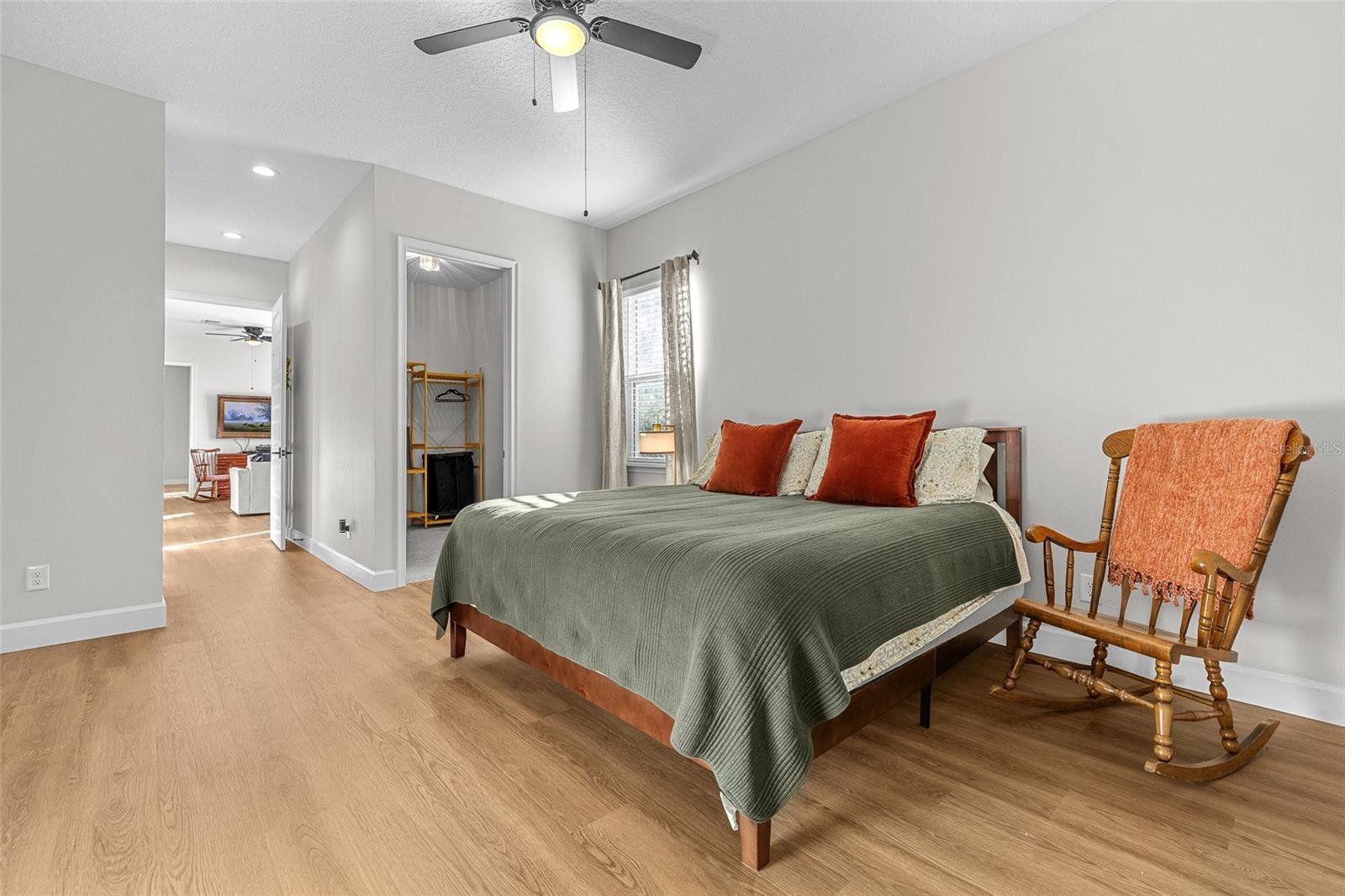 Image 32 of 72 For 19604 Ralston Street