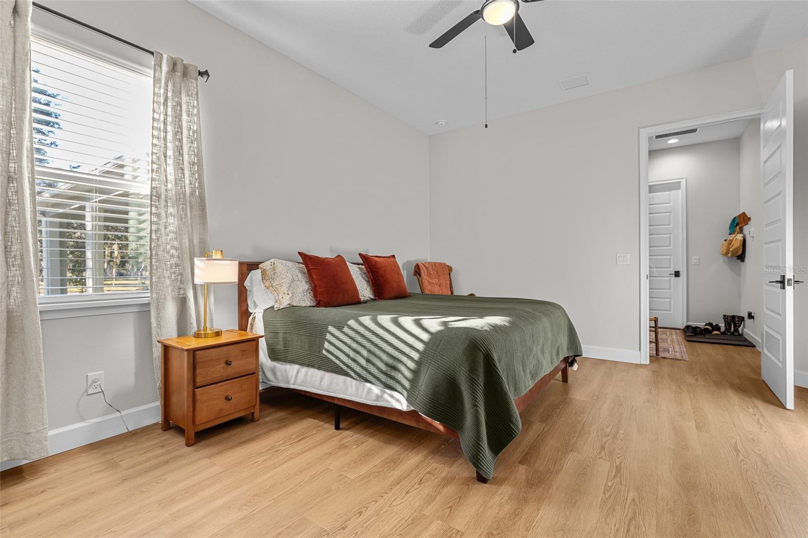 Image 33 of 72 For 19604 Ralston Street