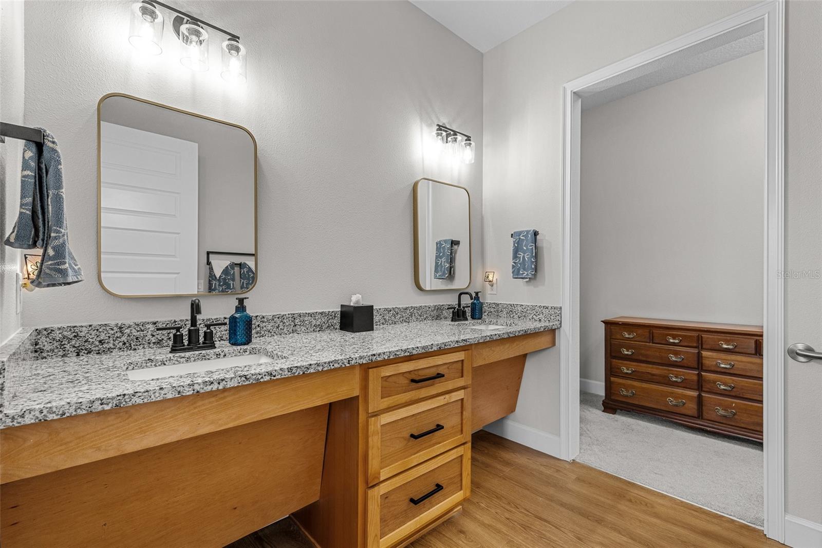 Image 46 of 72 For 19604 Ralston Street