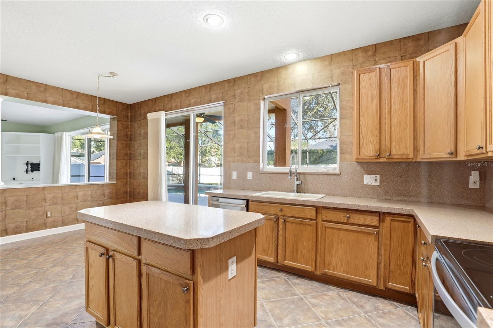 Image 24 of 63 For 294 Via Russo Lane