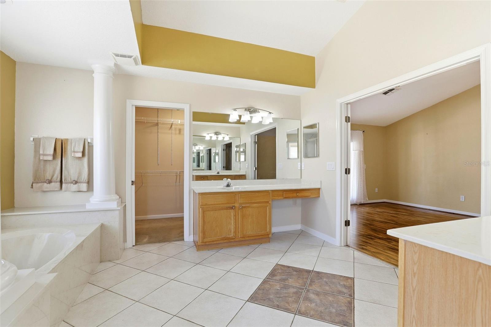 Image 32 of 63 For 294 Via Russo Lane