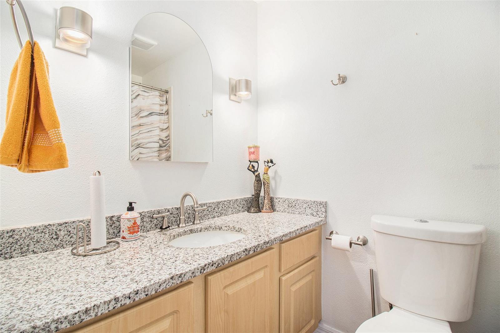 Image 13 of 28 For 962 Newcastle Circle 206