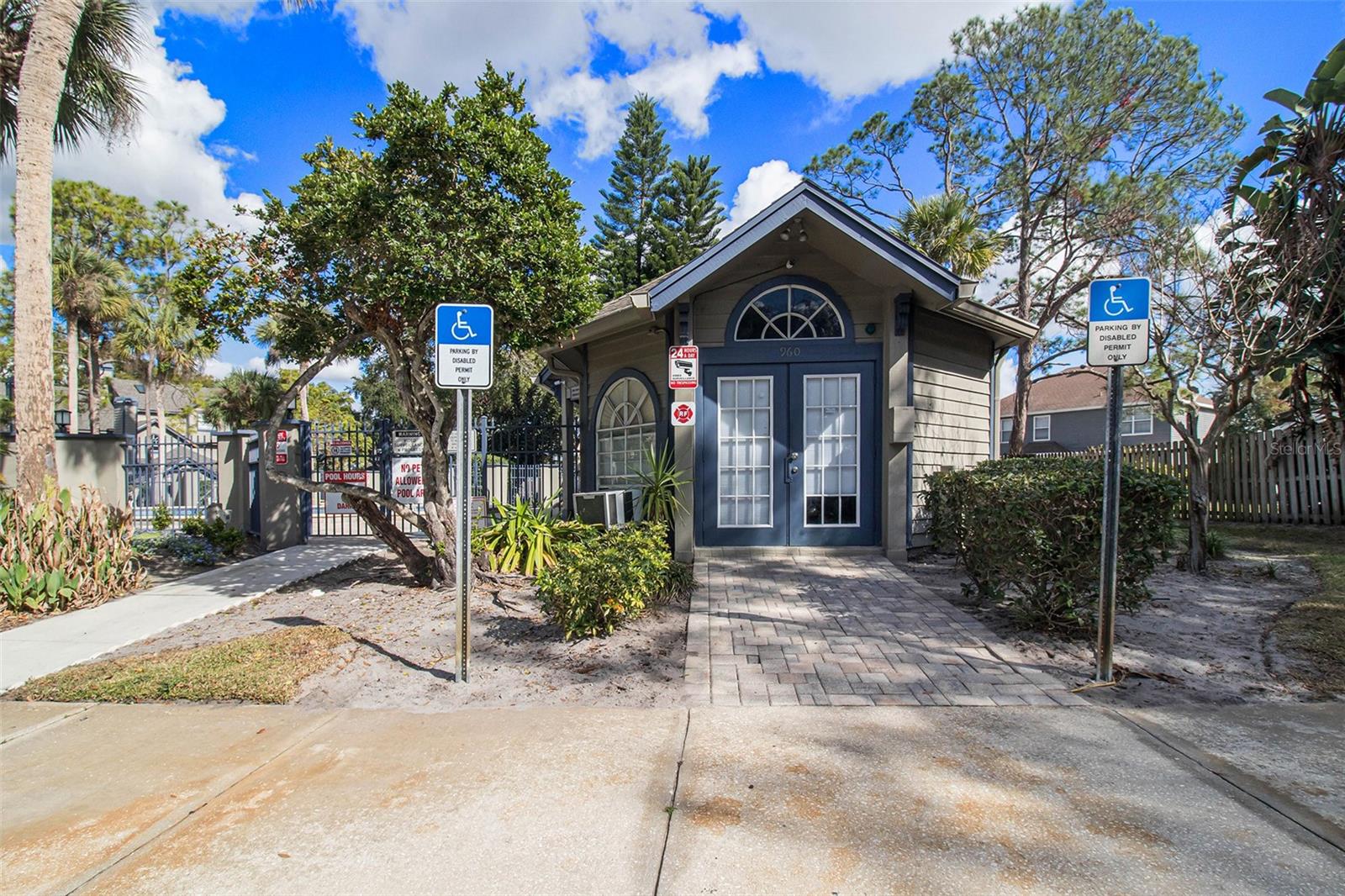 Image 25 of 28 For 962 Newcastle Circle 206