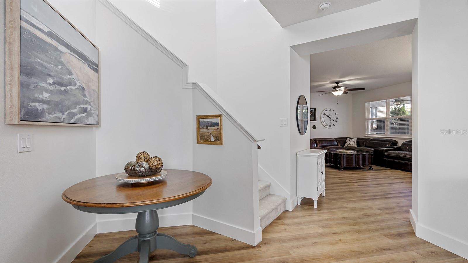 Image 17 of 36 For 11525 Chateaubriand Ave.