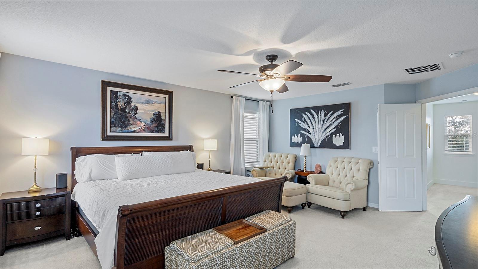 Image 18 of 36 For 11525 Chateaubriand Ave.