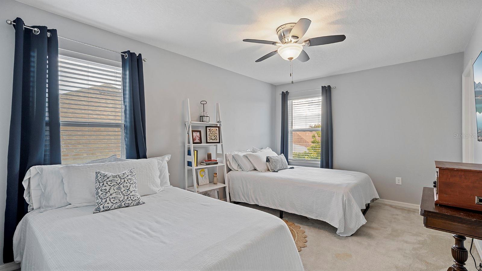 Image 24 of 36 For 11525 Chateaubriand Ave.