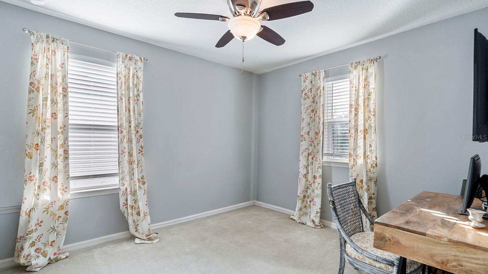 Image 27 of 36 For 11525 Chateaubriand Ave.