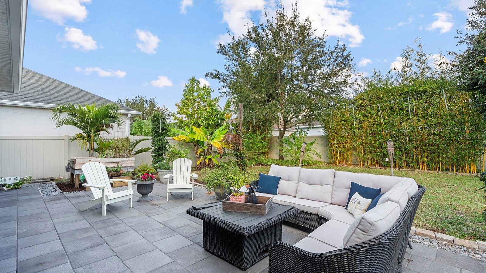 Image 31 of 36 For 11525 Chateaubriand Ave.