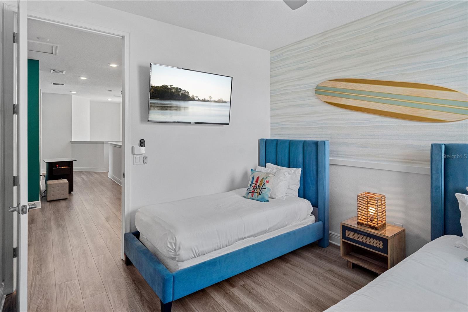 Image 28 of 46 For 7622 Excitement Drive