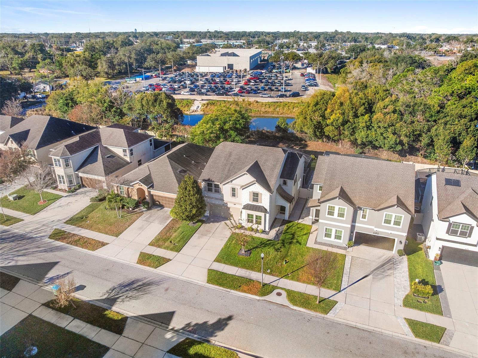 Image 9 of 59 For 684 Seven Oaks Boulevard