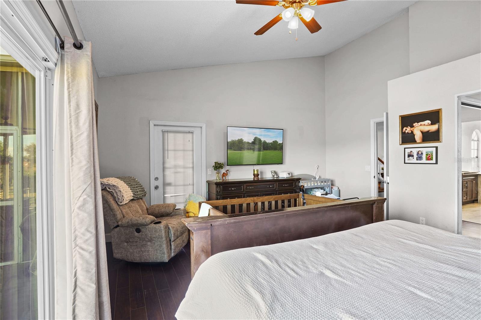 Image 26 of 59 For 2619 Rangeley Court