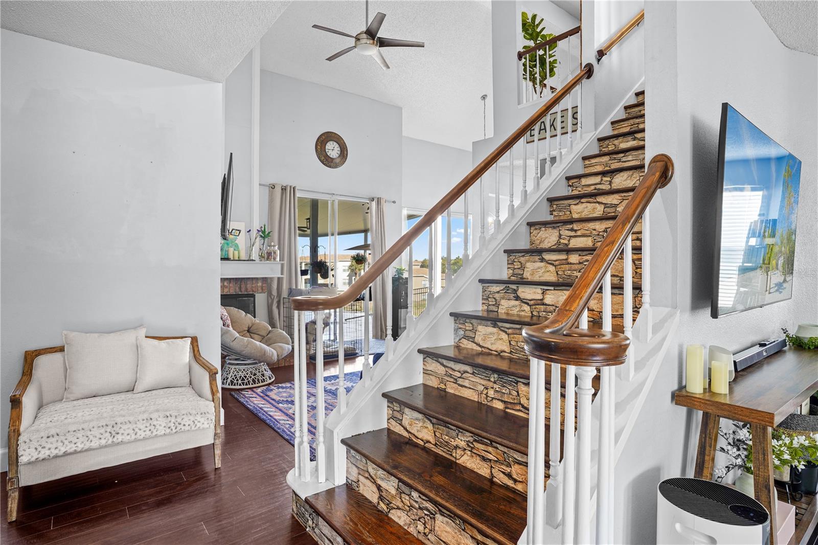 Image 37 of 59 For 2619 Rangeley Court