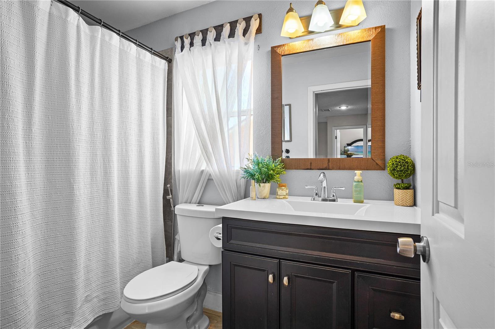 Image 41 of 59 For 2619 Rangeley Court