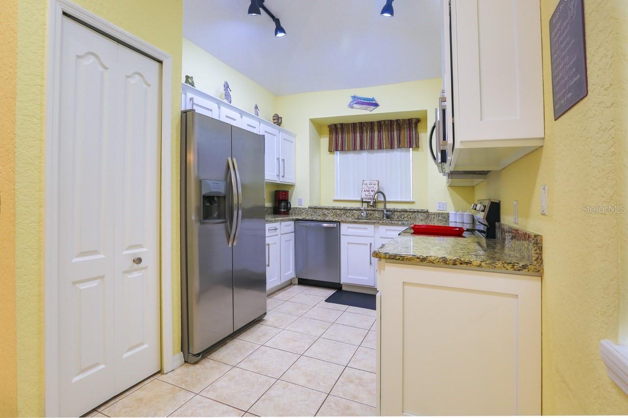 Image 2 of 35 For 17735 Woodcrest Way