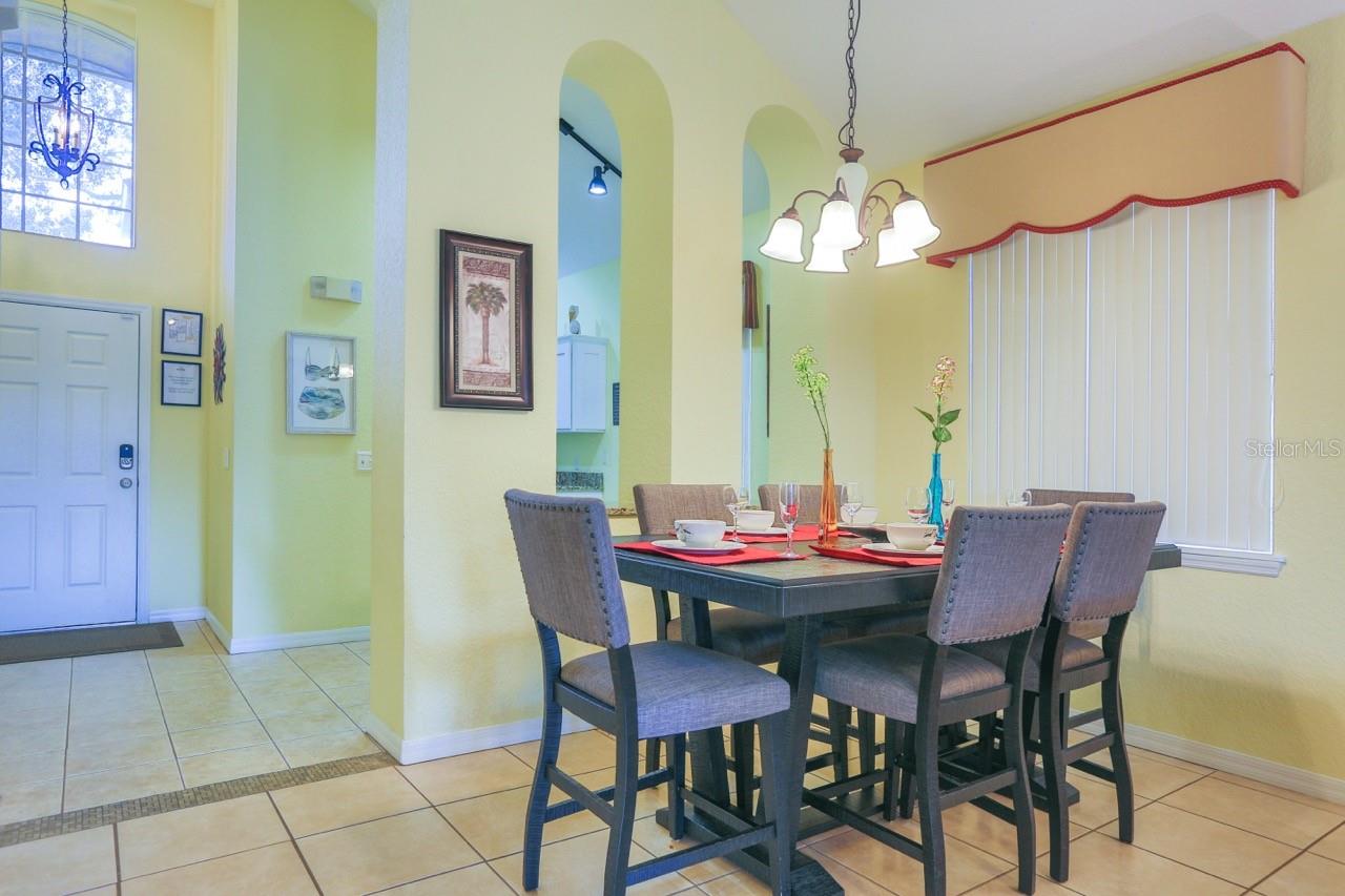 Image 6 of 35 For 17735 Woodcrest Way