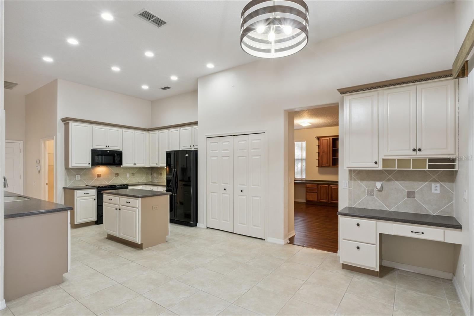 Image 15 of 41 For 597 Sand Wedge Loop