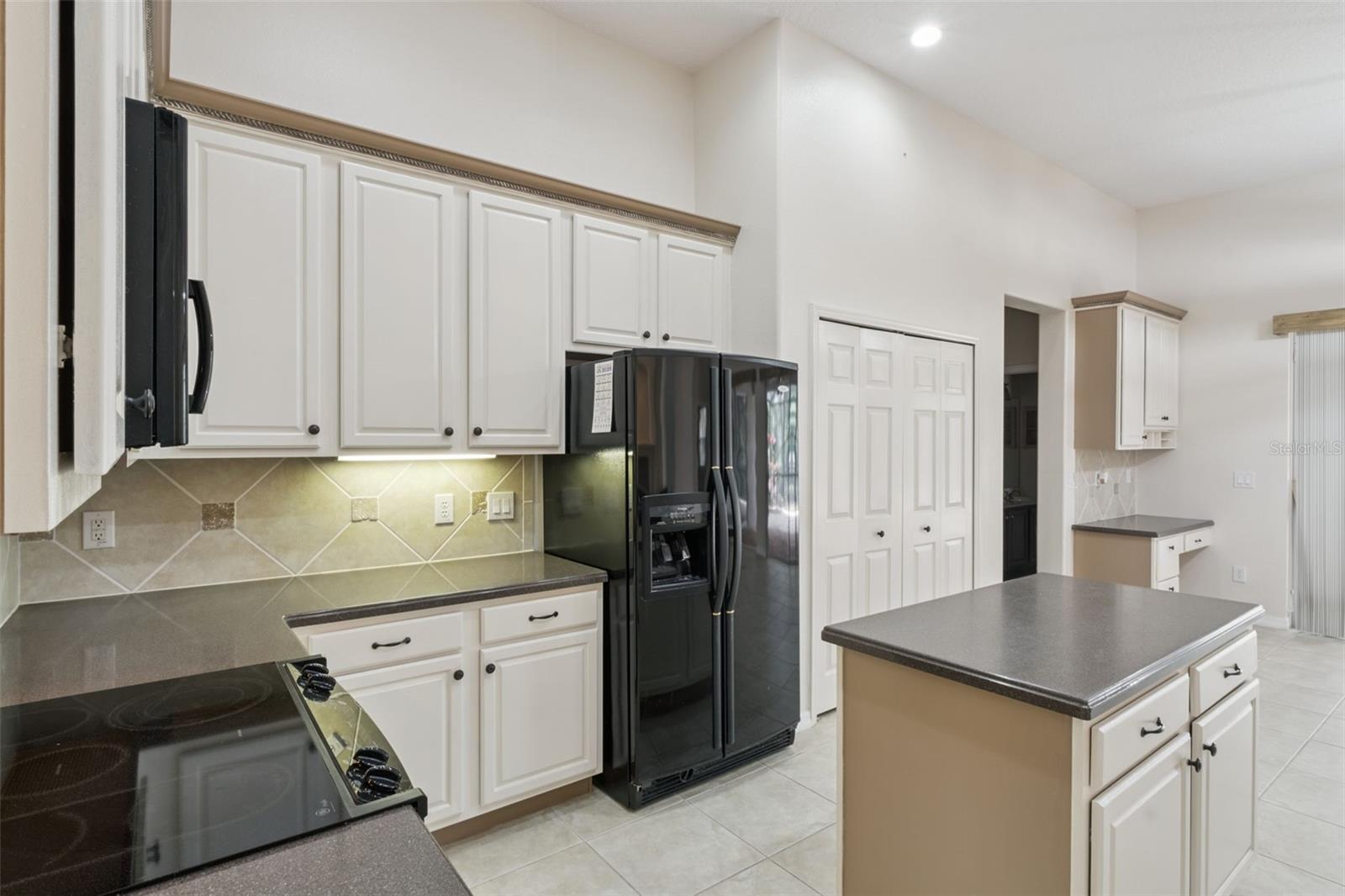 Image 17 of 41 For 597 Sand Wedge Loop