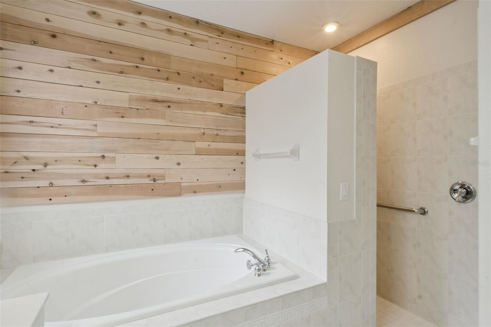 Image 30 of 41 For 597 Sand Wedge Loop