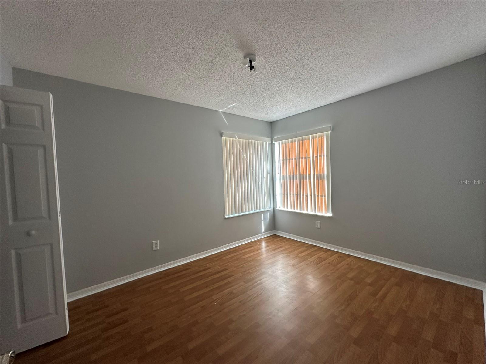 Image 5 of 9 For 2035 Royal Bay Boulevard 46