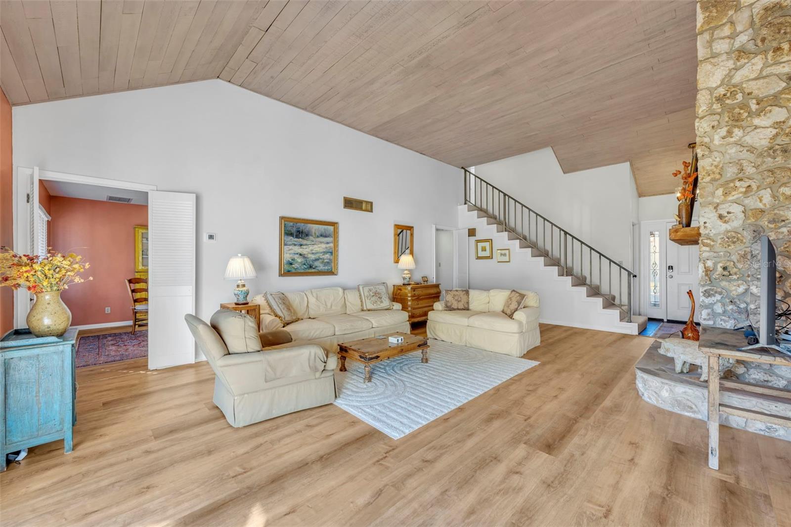 Image 3 of 31 For 1902 Abbington Street 1902