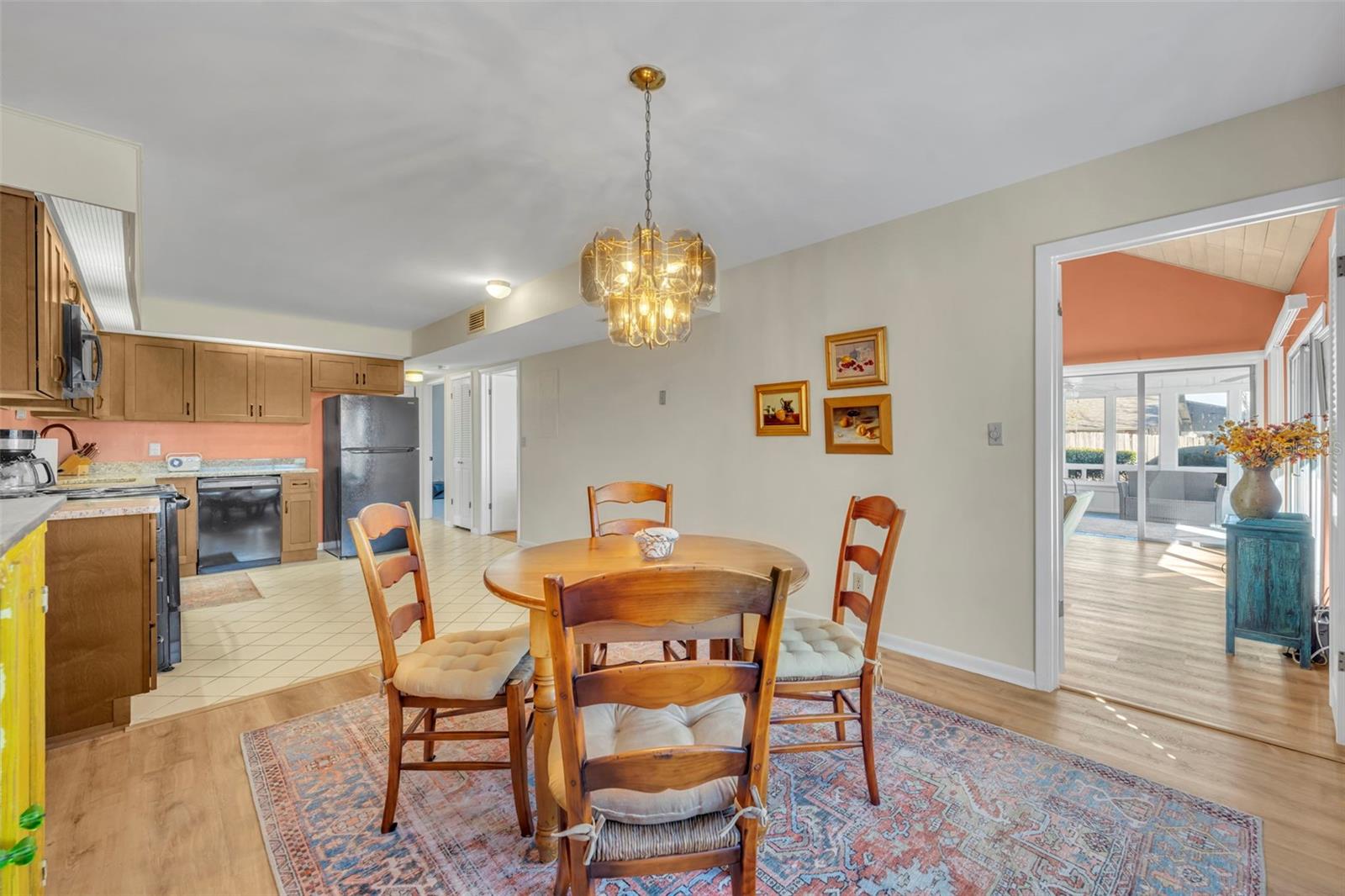 Image 8 of 31 For 1902 Abbington Street 1902