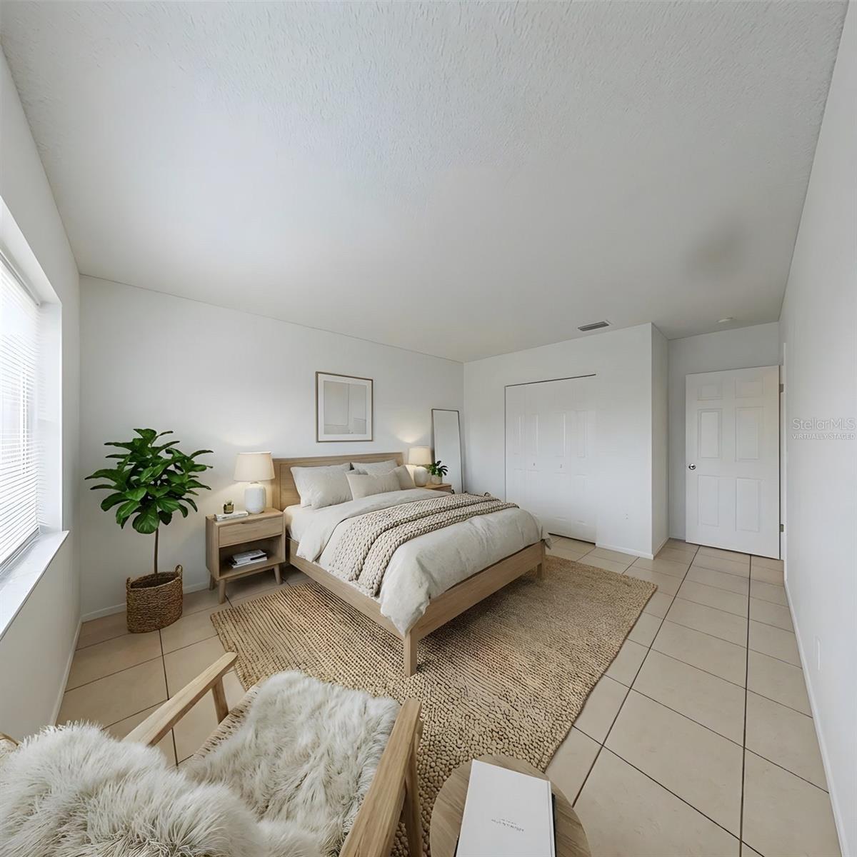 Image 14 of 24 For 600 Kenwick Circle 202