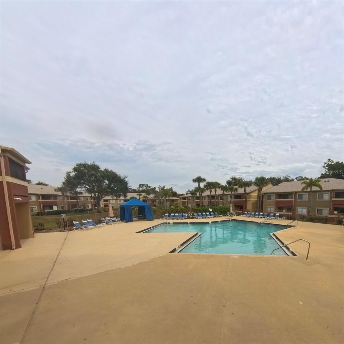 Image 23 of 24 For 600 Kenwick Circle 202