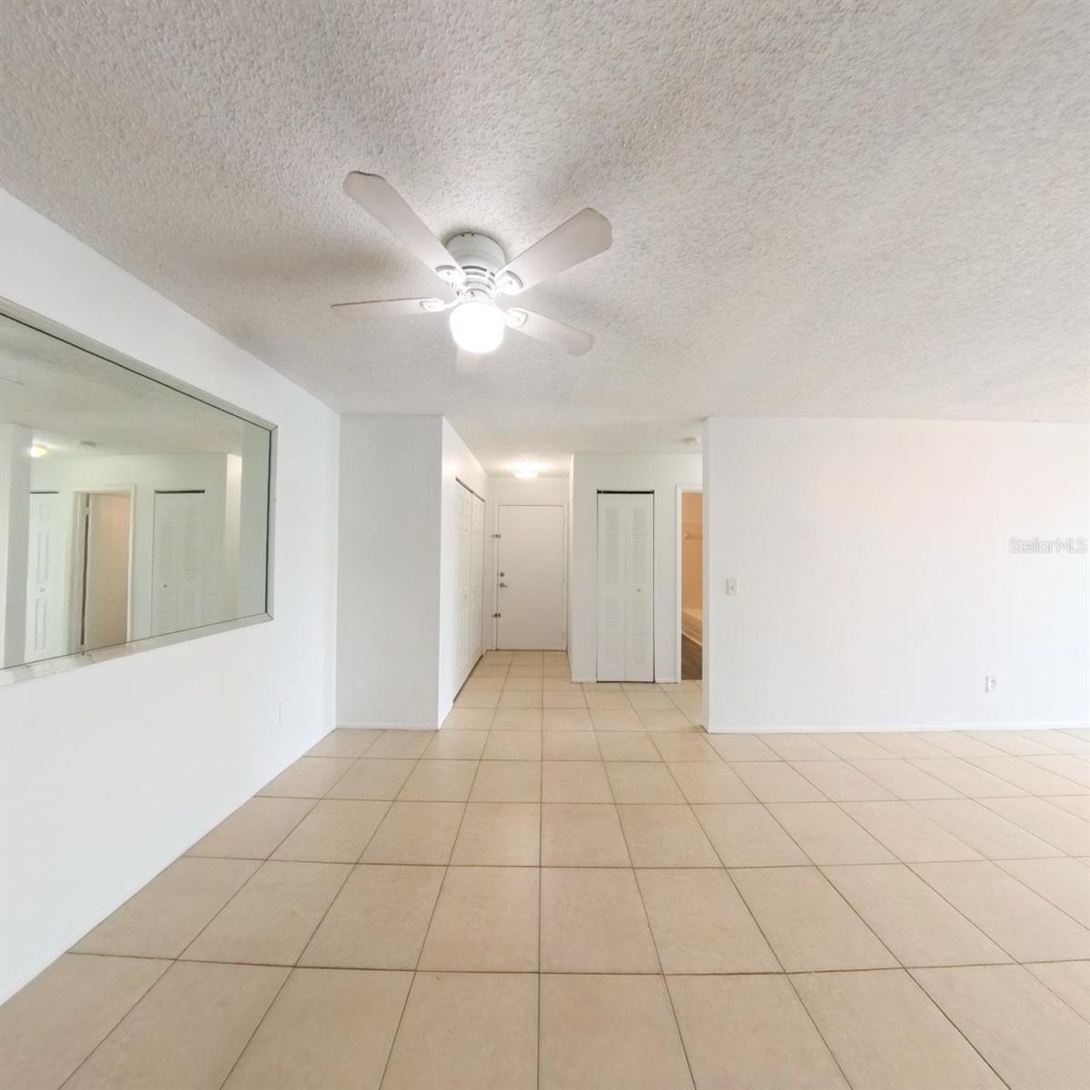 Image 7 of 24 For 600 Kenwick Circle 202