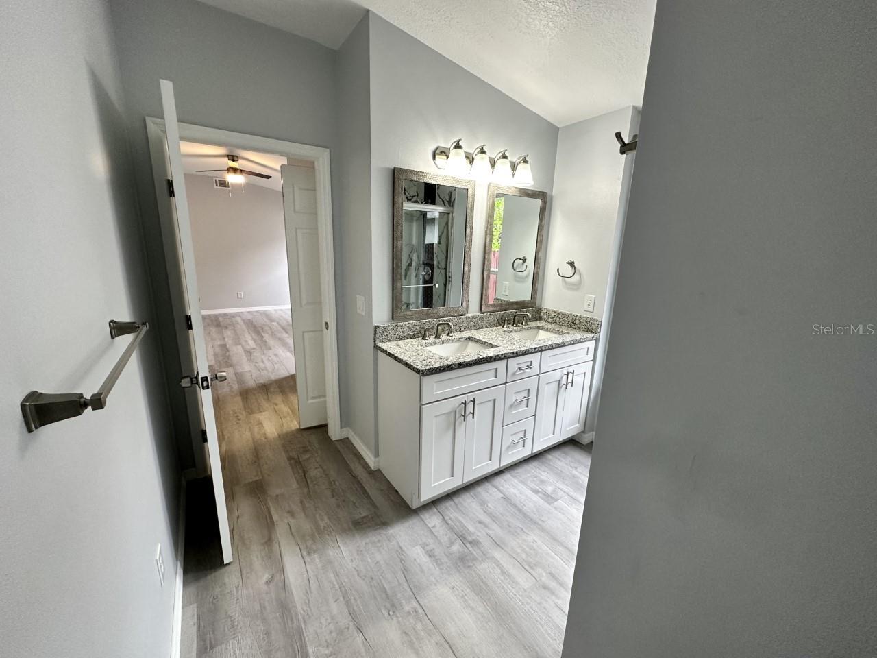 Image 5 of 17 For 813 Ponderosa Pine Court