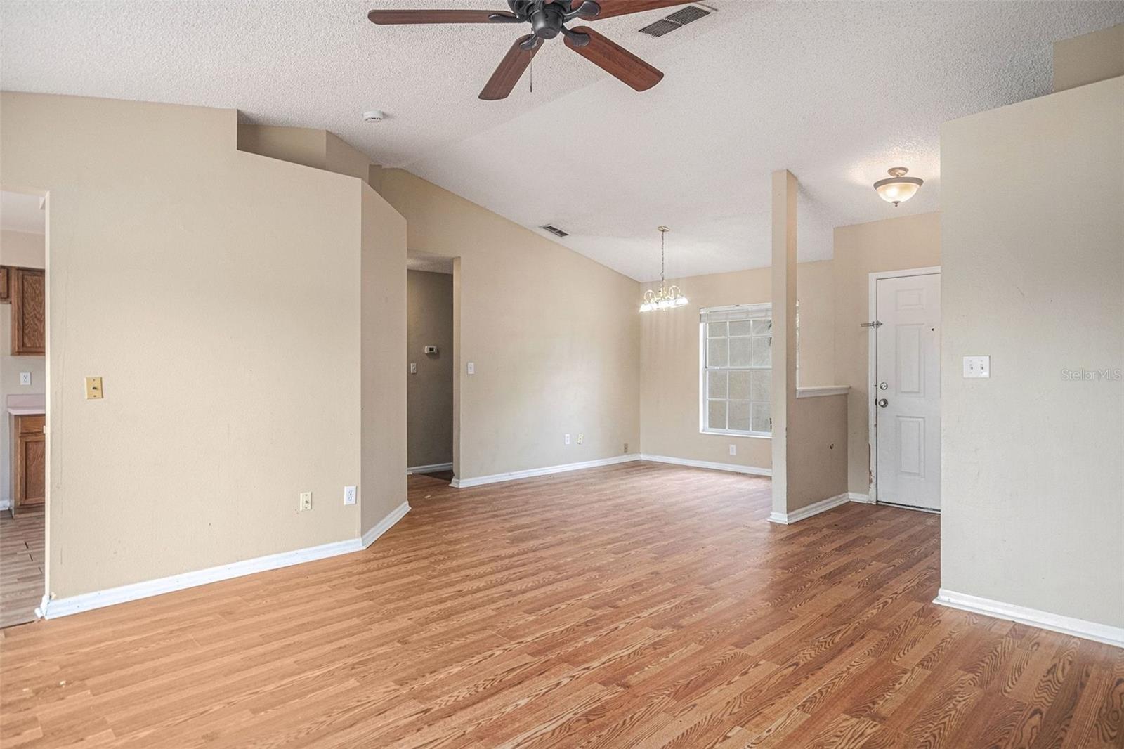 Image 6 of 16 For 11732 Crescent Pines Boulevard