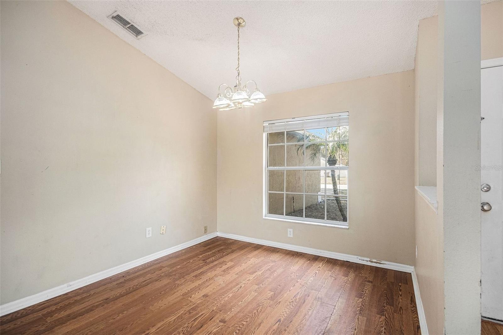 Image 7 of 16 For 11732 Crescent Pines Boulevard