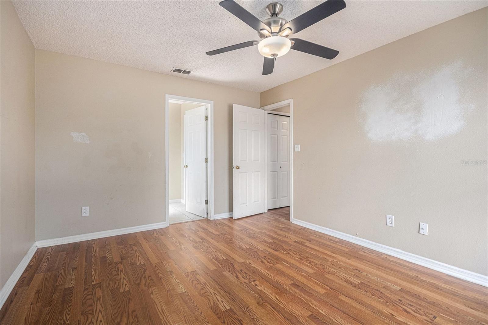 Image 9 of 16 For 11732 Crescent Pines Boulevard