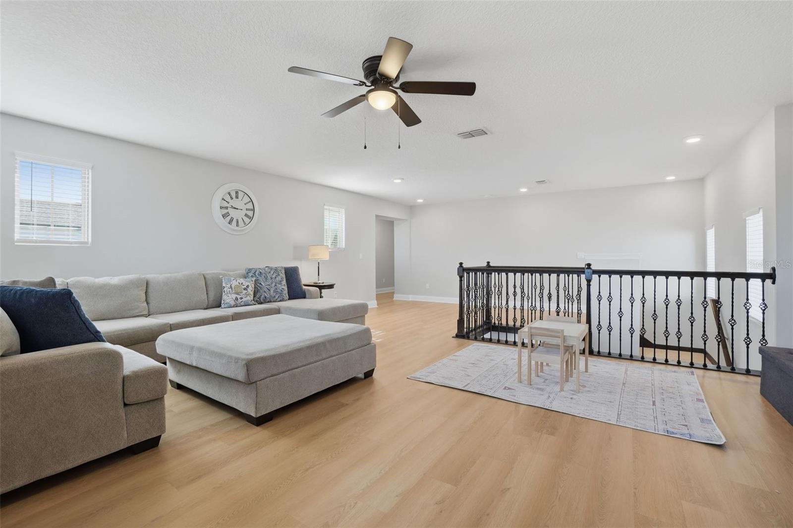 Image 16 of 30 For 9392 Juniper Moss Circle