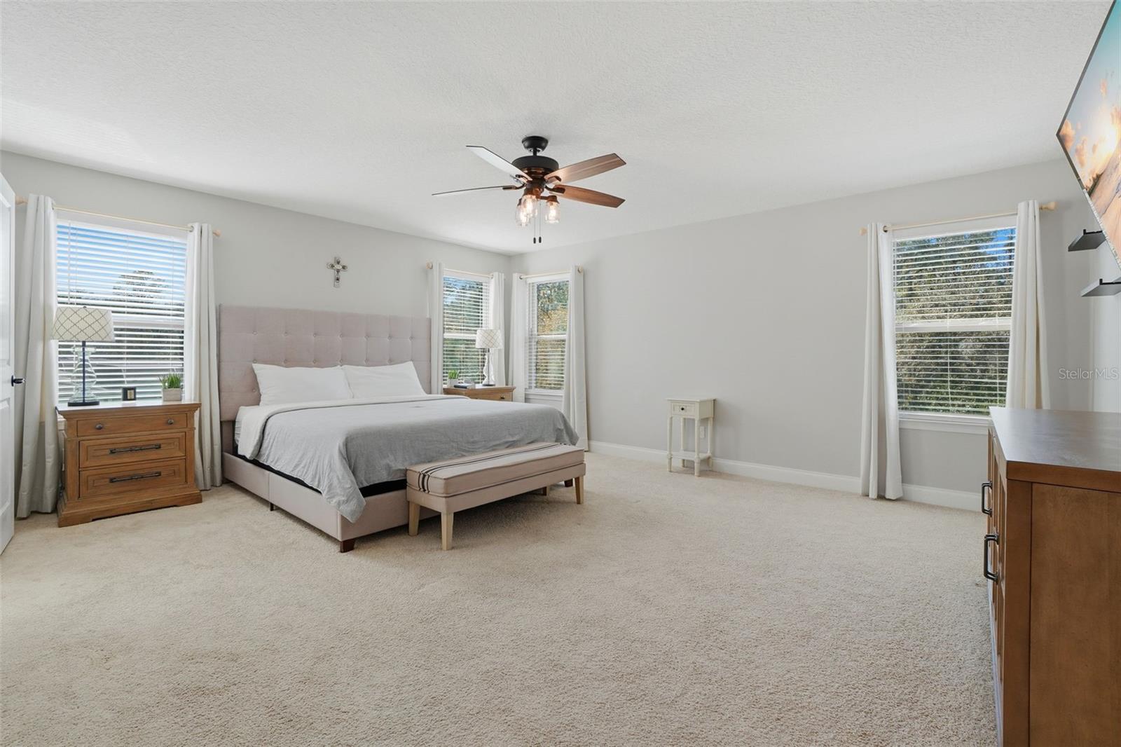 Image 17 of 30 For 9392 Juniper Moss Circle