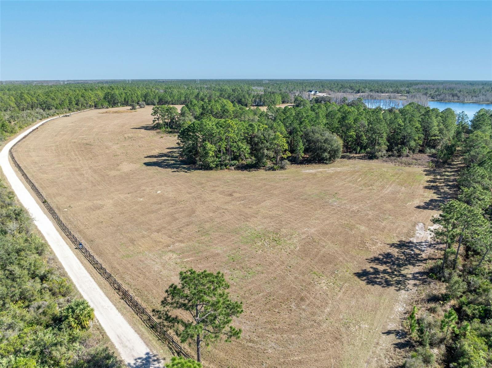 Image 19 of 29 For 925 & 975 Keelhaul Road