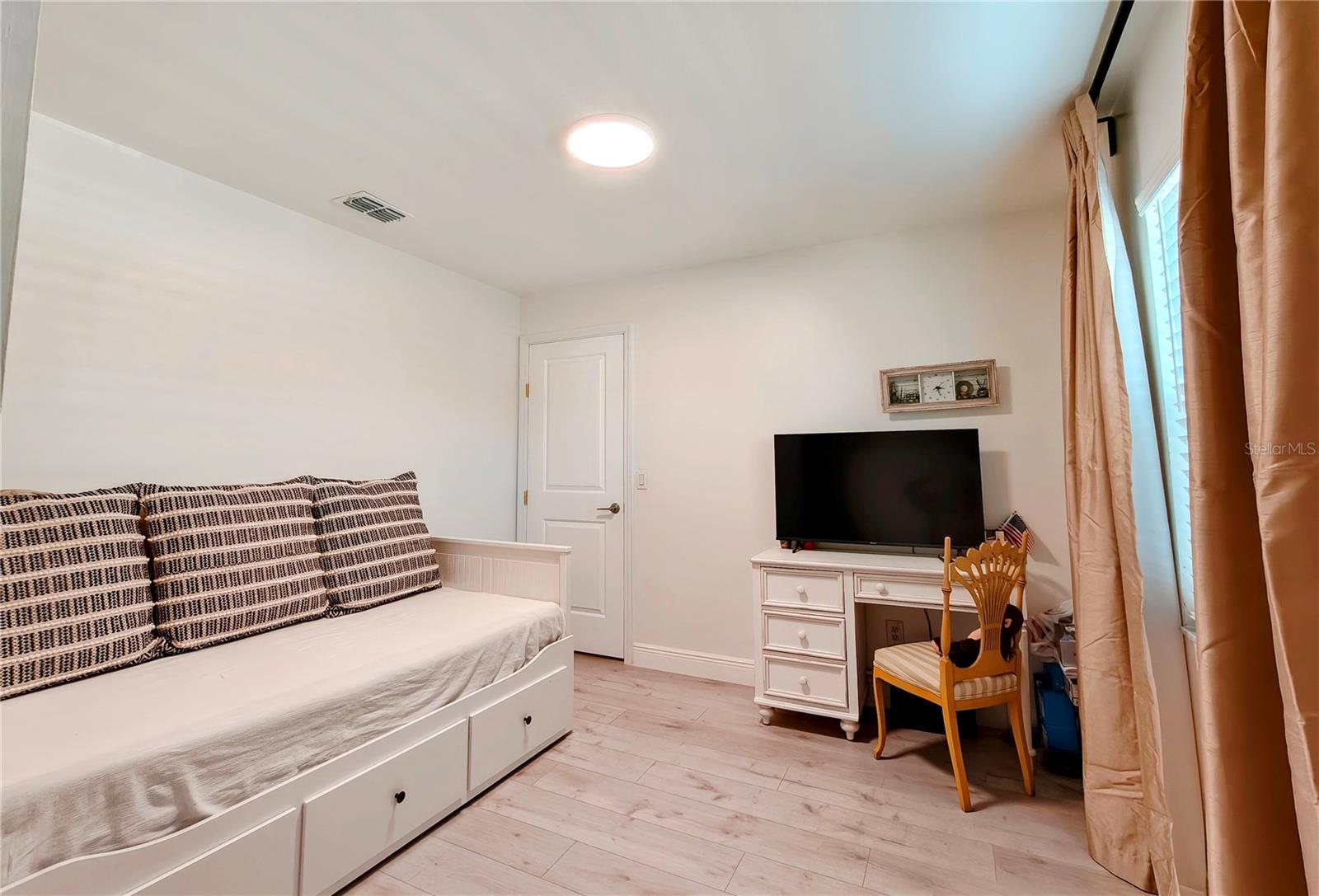 Image 8 of 13 For 49 Marbrisa Way