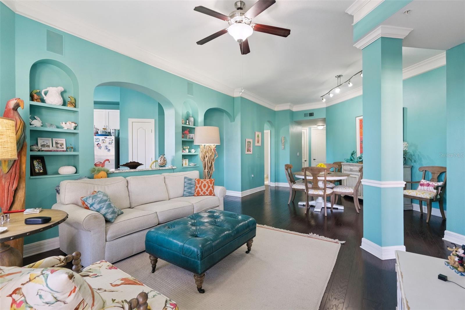 Image 3 of 60 For 515 Mirasol Circle 302