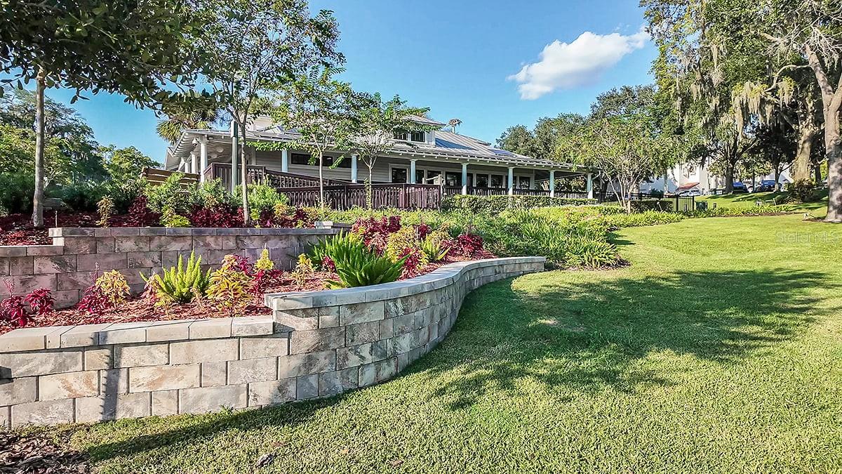 Image 21 of 25 For 2778 Armadale Drive