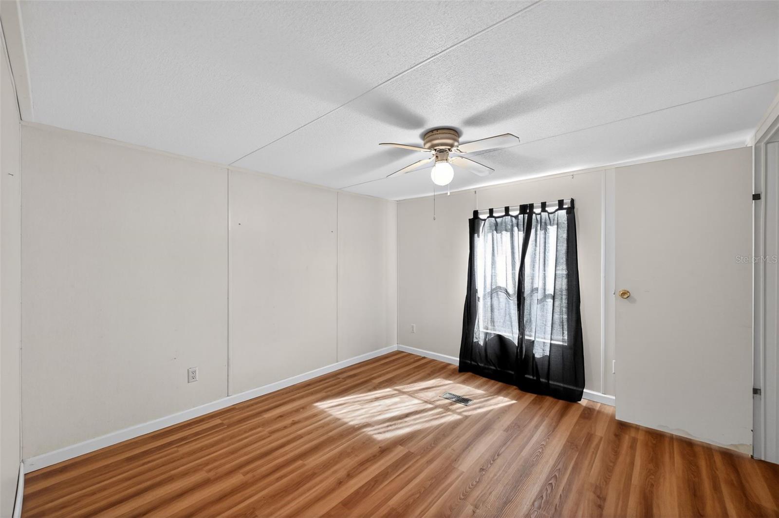 Image 9 of 14 For 7405 Bonnie Lake Road