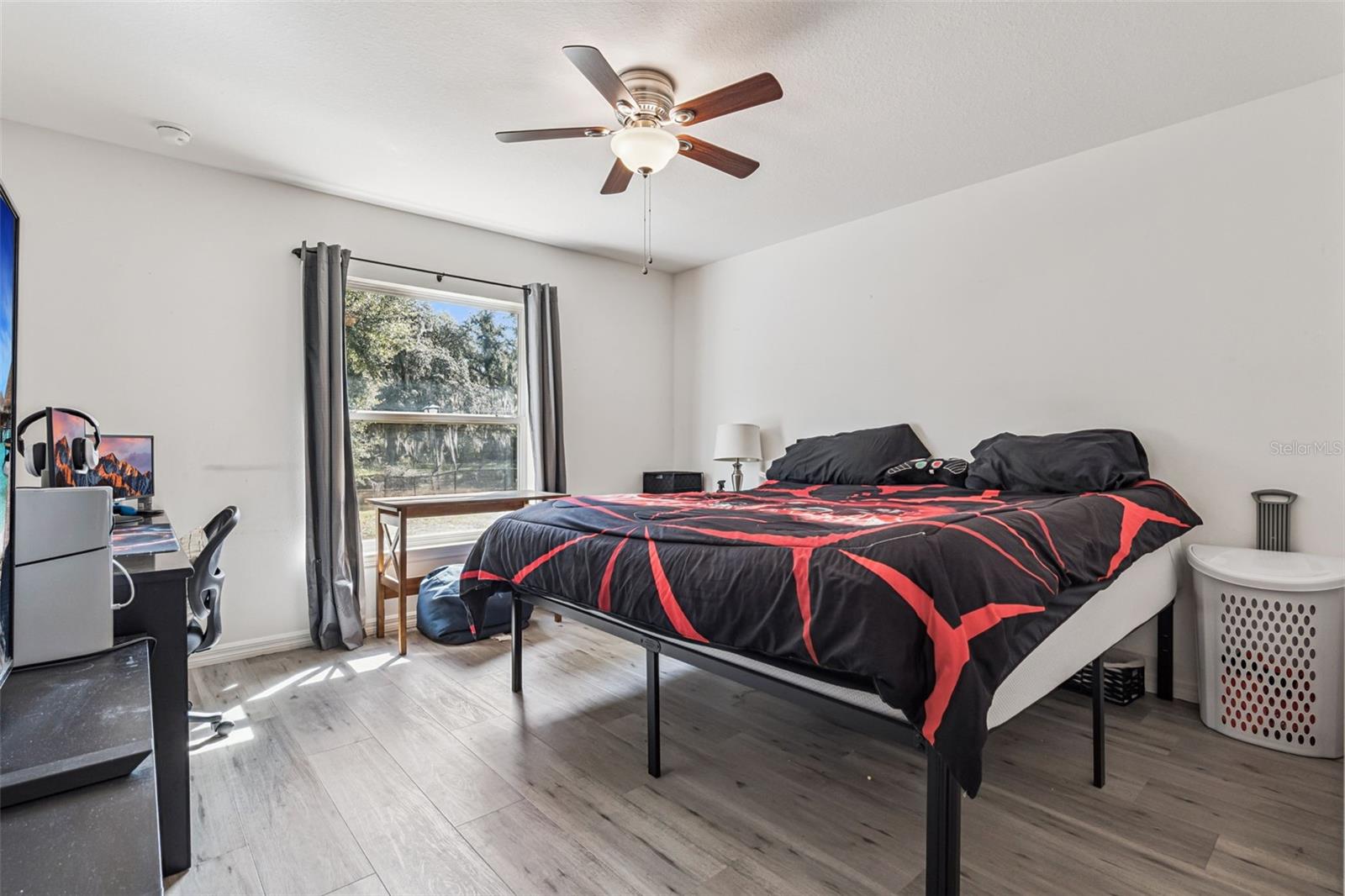 Image 19 of 40 For 35534 Cedar Lane