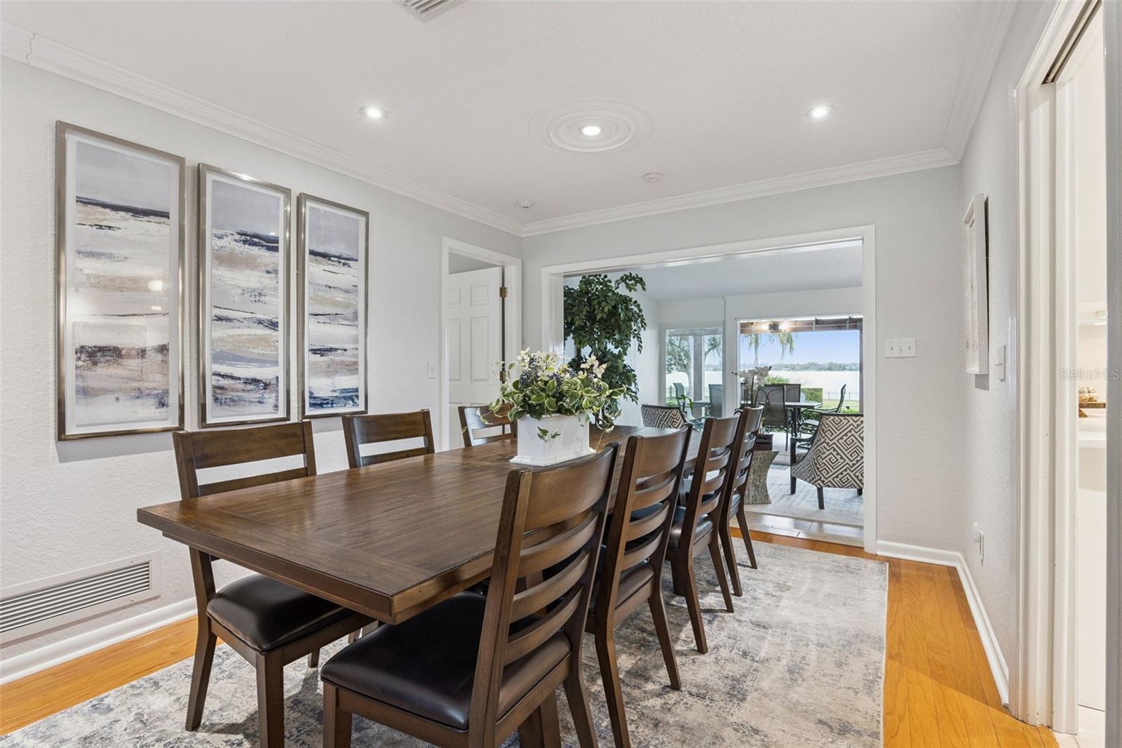 Image 24 of 65 For 6007 Linneal Beach Drive