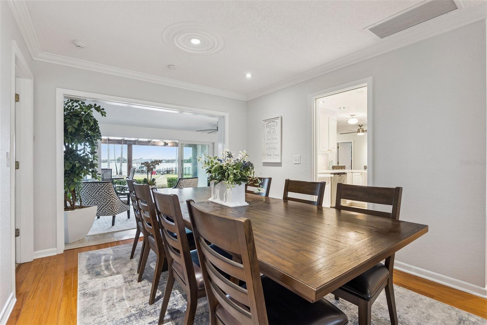 Image 25 of 65 For 6007 Linneal Beach Drive