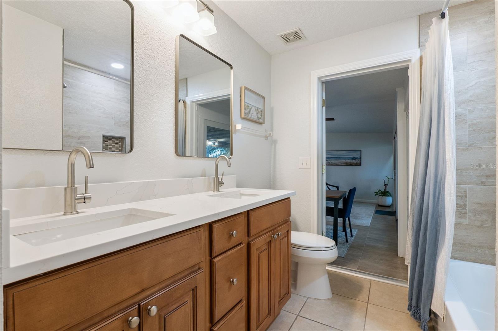 Image 40 of 65 For 6007 Linneal Beach Drive